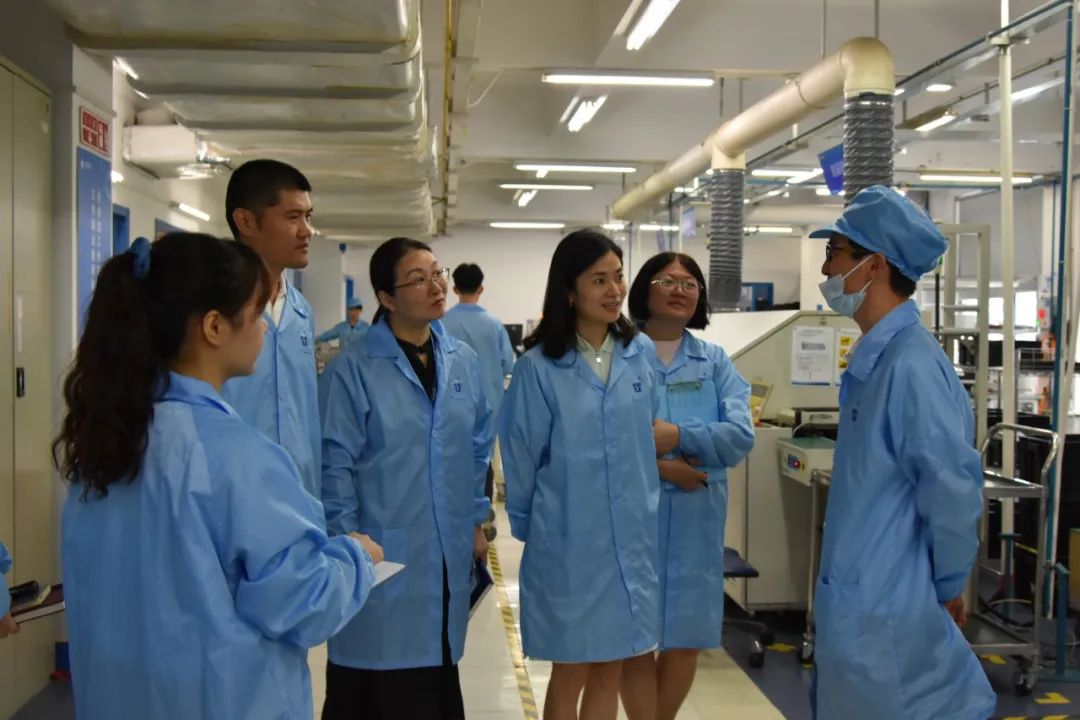 6月11-13日，，，，Z6尊龙凯时工会联合人力资源部、行政安保部面向公司全员组织“一线走访”，，，，相识员工的事情及生涯需求，，，，网络员工对公司的建议或意见，，，，做到“面扑面”谛听员工心声、“心知心”效劳员工诉求、“实打实”维护员工权益。。。。.JPG